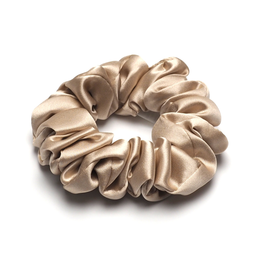 JGS-016 Jedwabna Gumka do W�os�w Scrunchie Jasnobe�owa